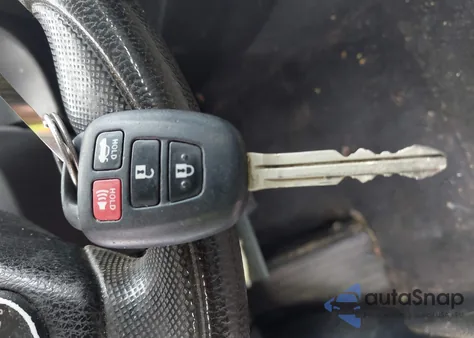 2016 Toyota Corolla Le из США, поврежденный, VIN 2T1BURHE2GC554609